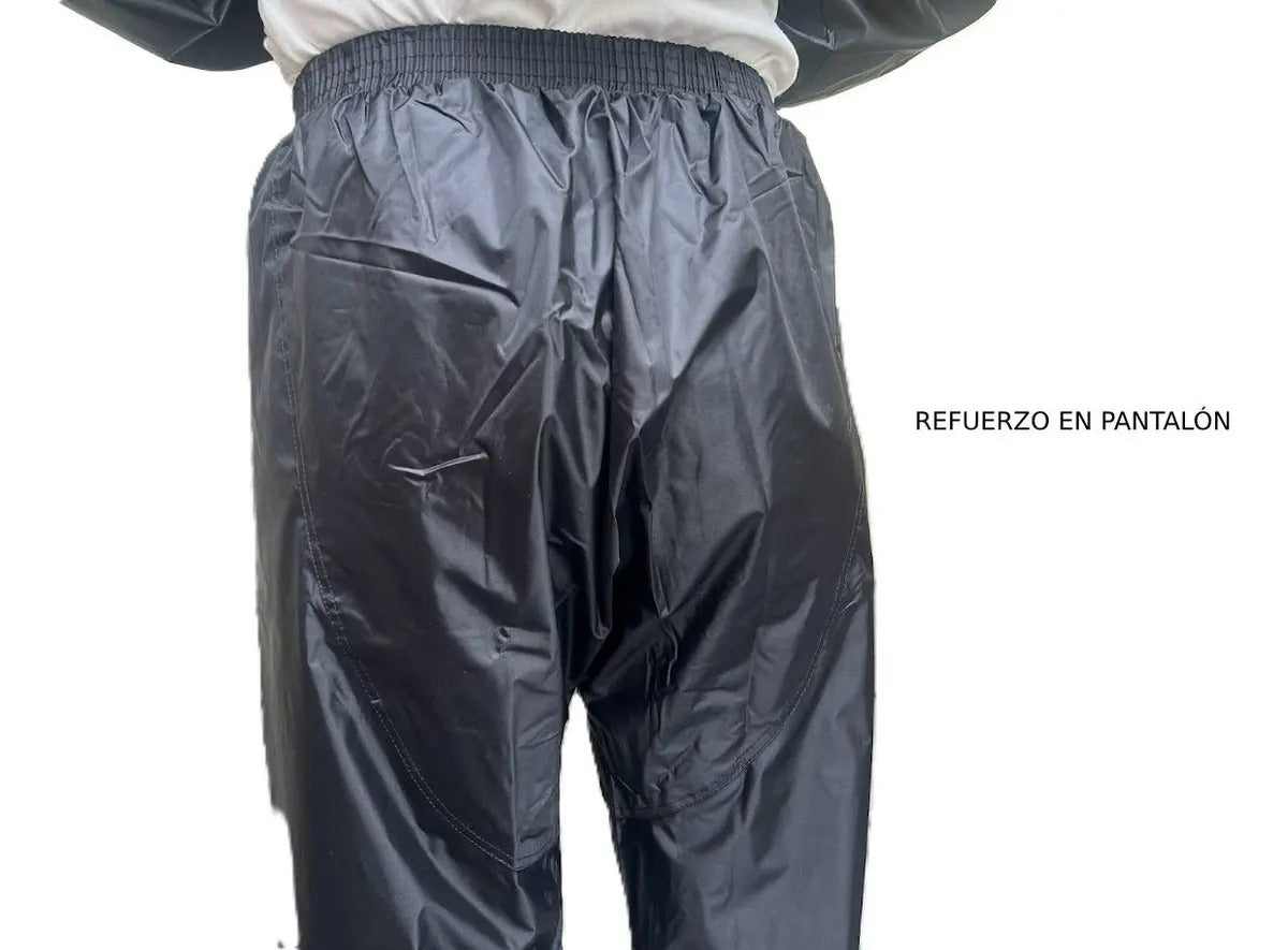 Conjunto Impermeable Tipo Sudadera Estuche Tula Liviano