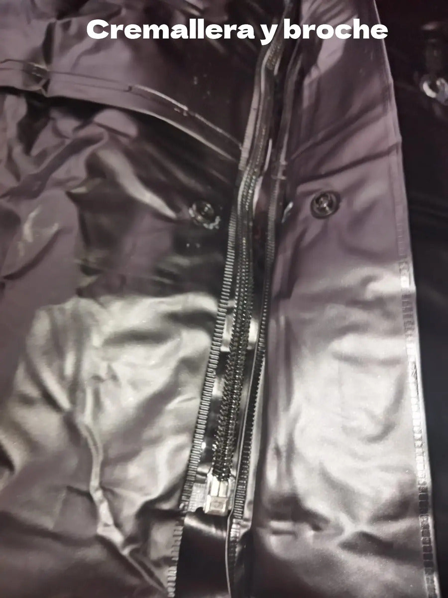 Impermeable Siliconado Liviano Con Bolsillos