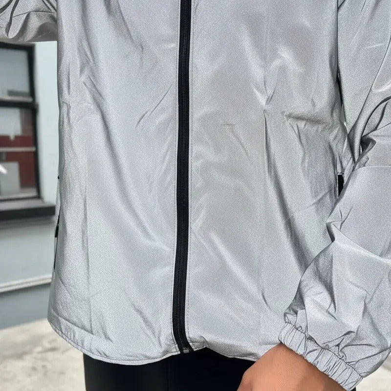 Chaqueta Reflectiva Liviana Cómoda Con Capota